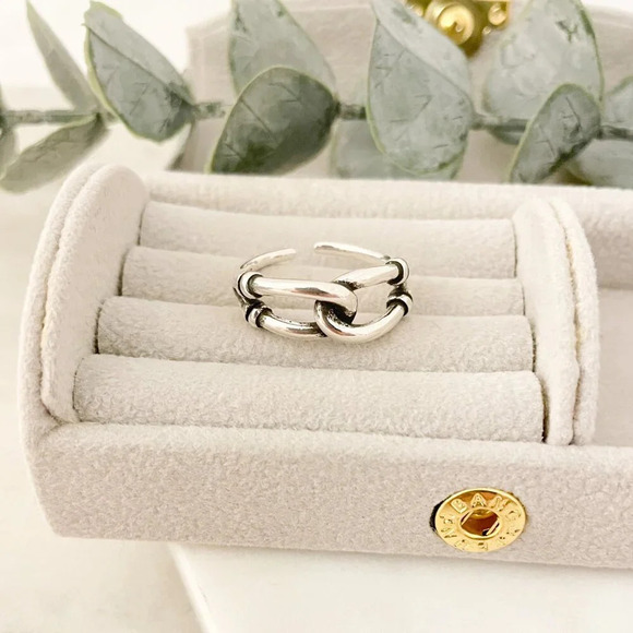 925 Sterling Silver Minimalist Ring Chain Ring Dainty Ring Band Buckle Ring - Picture 4 of 9